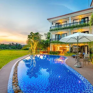 sunkissed-paddy-hoi-an-villas.hotelsofhoian.com/